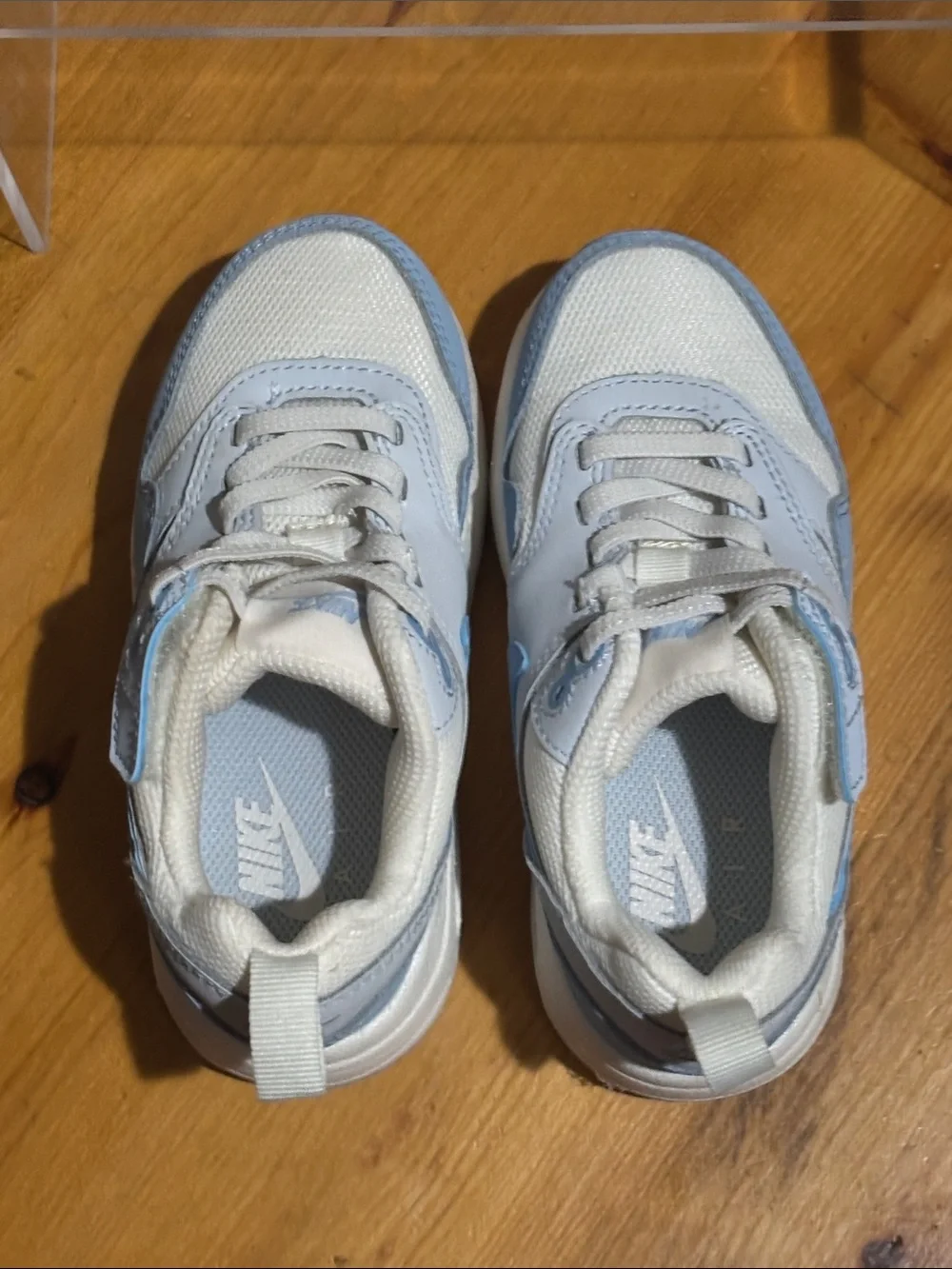 Nike Kids Light Blue and White Sneakers 9C
